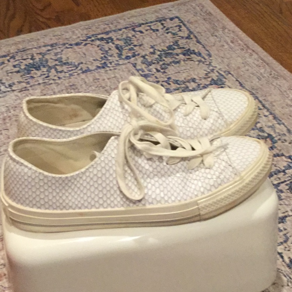 CHUCK TAYLOR ALL STAR SNAKE LEATHER OX white/gray